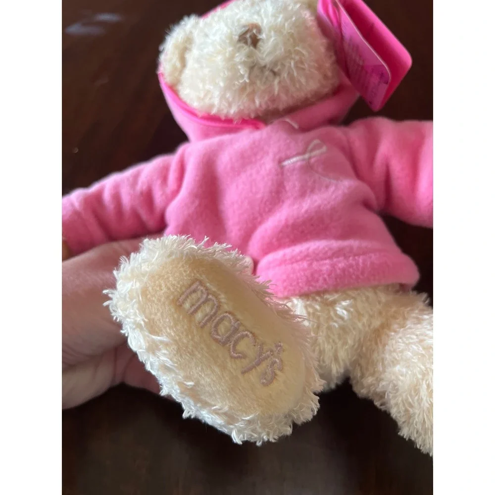 Gund macy breast